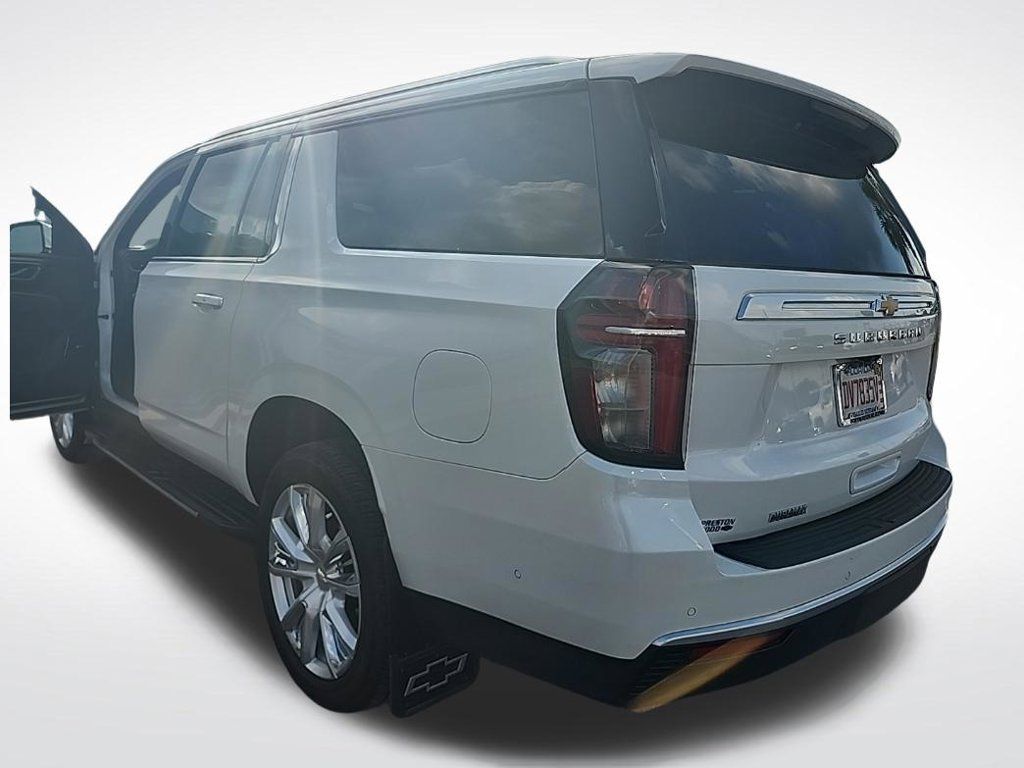 Used 2024 Chevrolet Suburban High Country w/ Advanced Technology Package RWD image 6