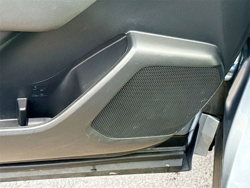 Used 2021 Toyota Highlander Limited image 19