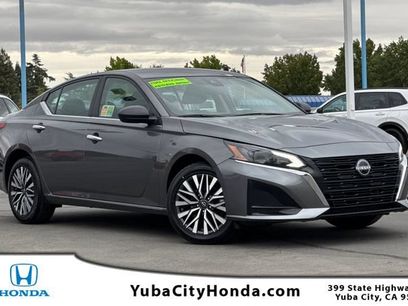 Used 2025 Nissan Altima 2.5 SV