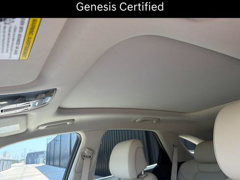 Certified 2026 Genesis GV70 2.5T Select AWD/4WD image 28
