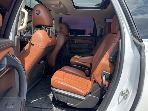 Used 2017 Chevrolet Traverse Premier image 15