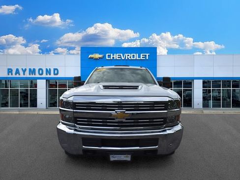 Used 2018 Chevrolet Silverado 3500 W/T w/ WT Convenience Package AWD/4WD image 8