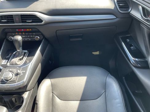 Used 2019 MAZDA CX-9 Touring w/ Touring Premium Package FWD image 23