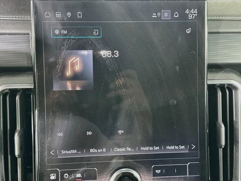 Used 2025 GMC Acadia Elevation FWD image 21