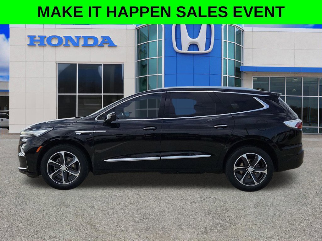 Used 2022 Buick Enclave Essence w/ Experience Buick Package FWD image 6