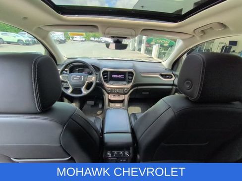 Used 2023 GMC Acadia Denali w/ Denali Ultimate Package AWD/4WD image 22