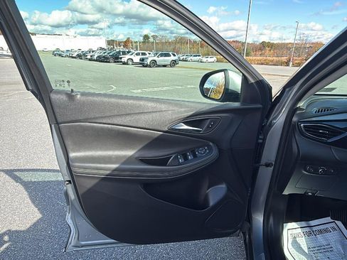 Used 2023 Buick Encore GX Preferred w/ Cold Weather Comfort Package image 23