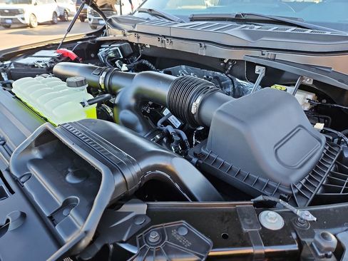 New 2025 Ford F150 Lariat w/ Equipment Group 501A Mid image 15