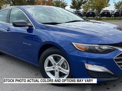 Used 2023 Chevrolet Malibu LT image 1