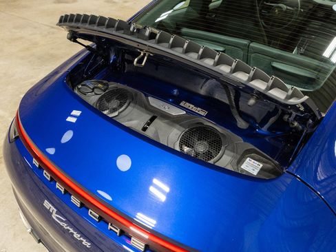 Used 2020 Porsche 911 Carrera w/ Premium Package image 70