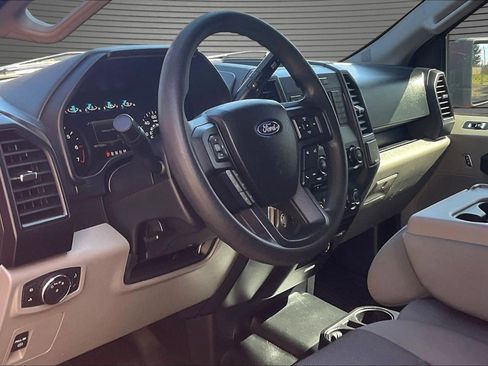 Used 2018 Ford F150 XL w/ Equipment Group 101A Mid image 17