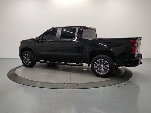 Used 2023 Chevrolet Silverado 1500 RST RWD image 6
