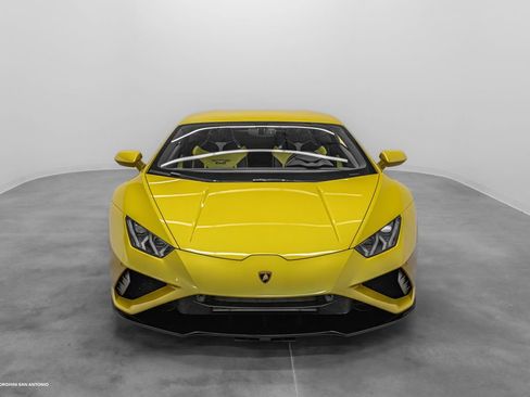 Used 2020 Lamborghini Huracan EVO RWD image 11