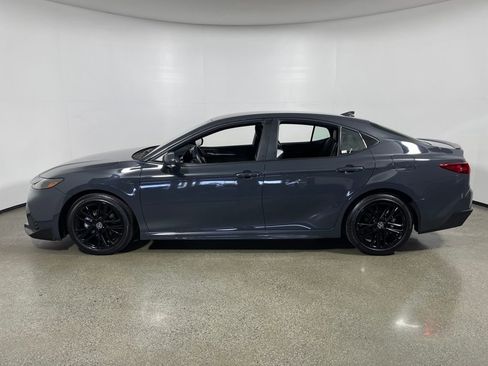 Certified 2025 Toyota Camry SE FWD image 6