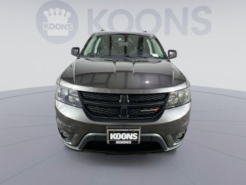 Used 2019 Dodge Journey SE w/ Blacktop Package image 8
