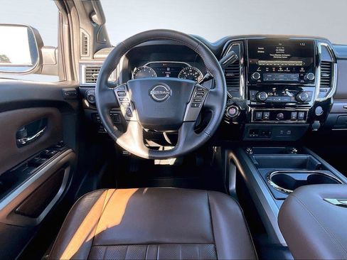 Used 2023 Nissan Titan Platinum Reserve w/ Moonroof Package image 5