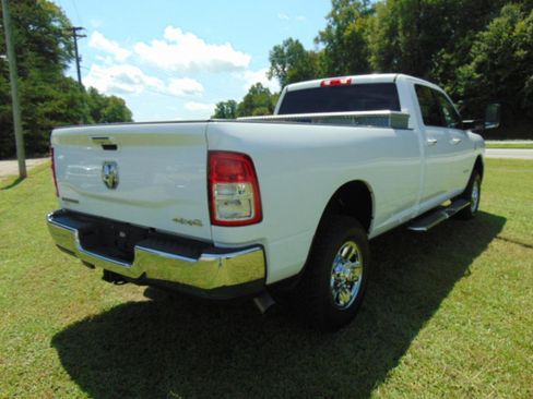 Used 2019 RAM 2500 Big Horn AWD/4WD image 2
