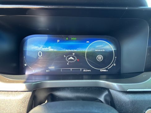 Used 2023 Kia Sorento SX AWD/4WD image 8
