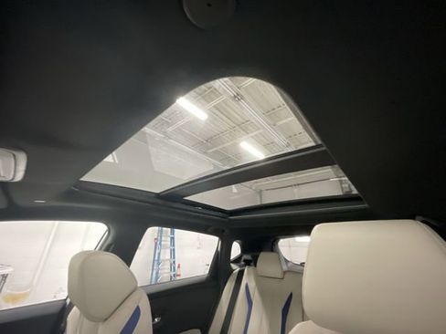 Used 2025 Acura ADX A-Spec image 22