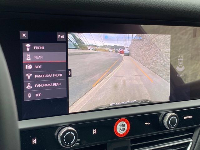 Certified 2024 Porsche Macan AWD/4WD image 11