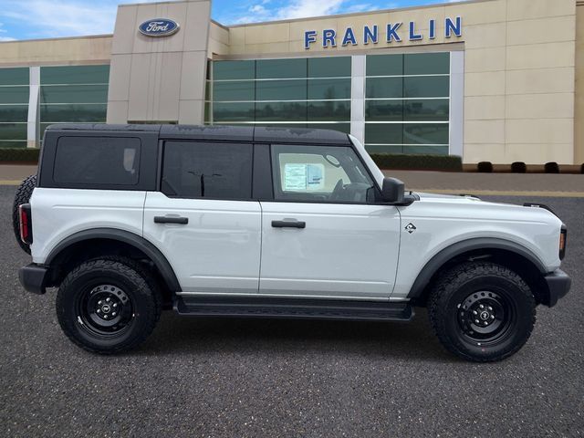New 2026 Ford Bronco Outer Banks w/ Black Appearance Package AWD/4WD image 8