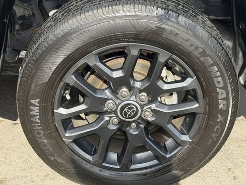 Used 2023 Toyota Tundra Platinum AWD/4WD image 8