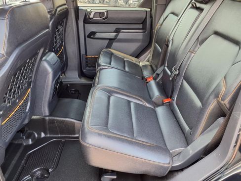 Used 2024 Ford Bronco Badlands AWD/4WD image 11