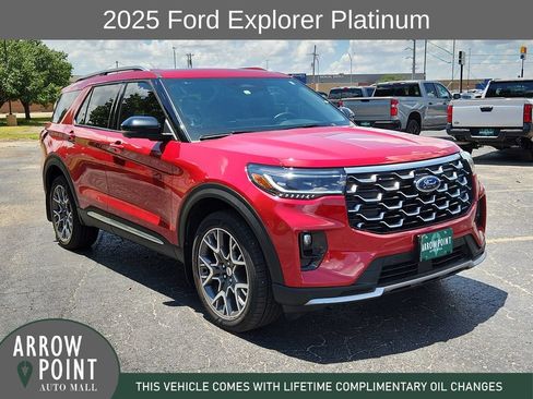 Used 2025 Ford Explorer Platinum w/ Ultimate Package AWD/4WD image 1