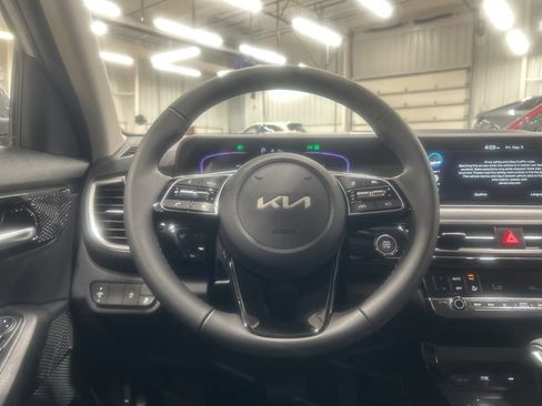 New 2026 Kia Seltos S image 13