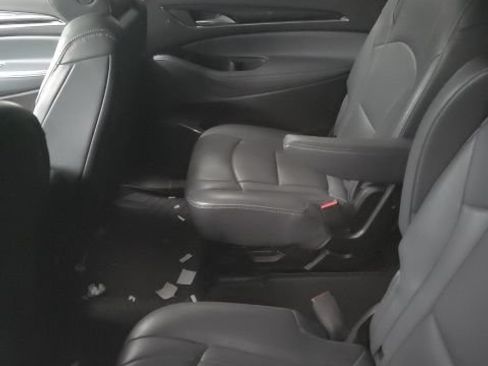 Used 2018 Buick Enclave Premium FWD image 10