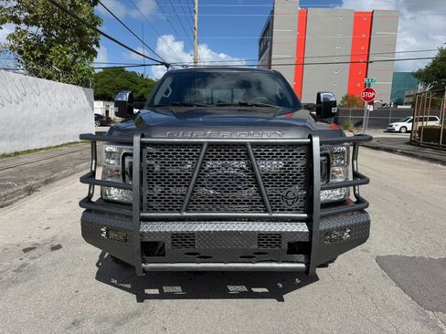 Used 2021 Ford F250 XLT w/ XLT Premium Package image 7