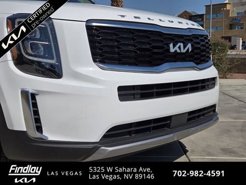 Certified 2022 Kia Telluride EX w/ EX Premium Package AWD/4WD image 2