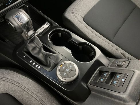 New 2025 Ford Bronco Base image 26