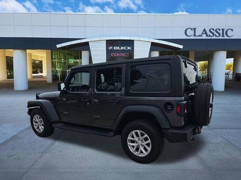 Used 2023 Jeep Wrangler Unlimited Sport AWD/4WD image 6