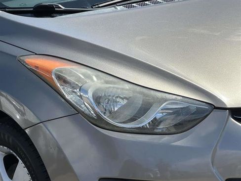 Used 2013 Hyundai Elantra GLS FWD image 8