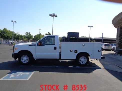 Used 2016 Ford F250 XL w/ Power Equipment Group RWD image 2