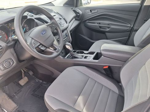Used 2017 Ford Escape S image 10