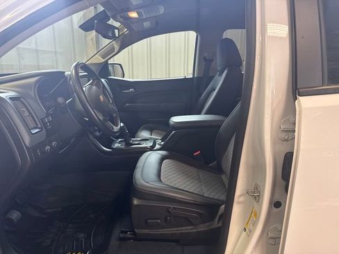 Used 2019 Chevrolet Colorado Z71 image 10