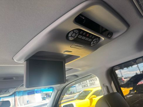 Used 2014 Honda Pilot Touring image 12