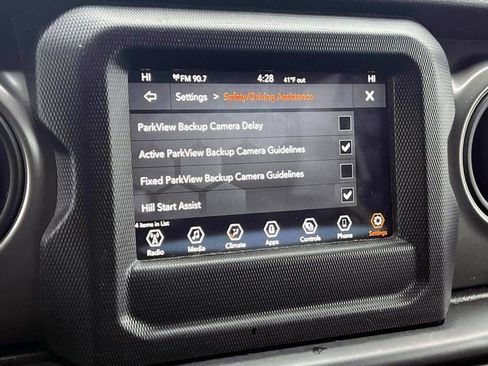 Certified 2022 Jeep Wrangler Unlimited Sport AWD/4WD image 32