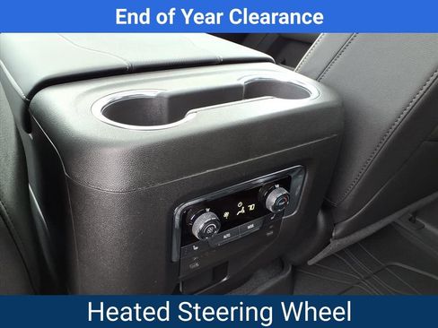 New 2025 Chevrolet Suburban Premier w/ Sun And Tow Package image 29