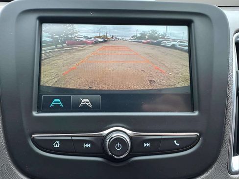 Used 2017 Chevrolet Malibu LT w/ LPO, Convenience Package 2 image 22