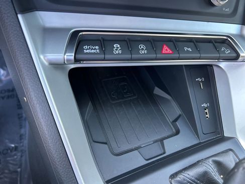 Used 2020 Audi Q3 2.0T Premium Plus w/ Premium Plus Package image 41