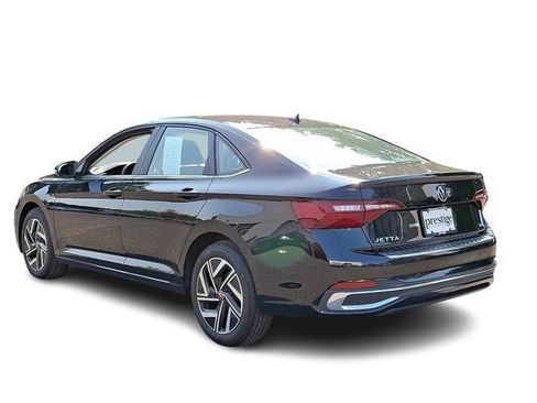 Certified 2024 Volkswagen Jetta SEL image 4