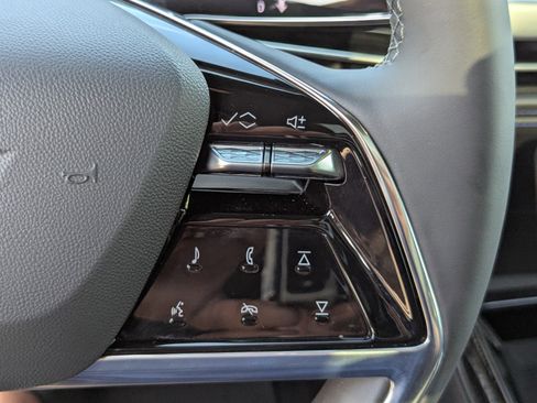 New 2025 Cadillac Escalade IQ Luxury 1 w/ Smart Trailering package image 32