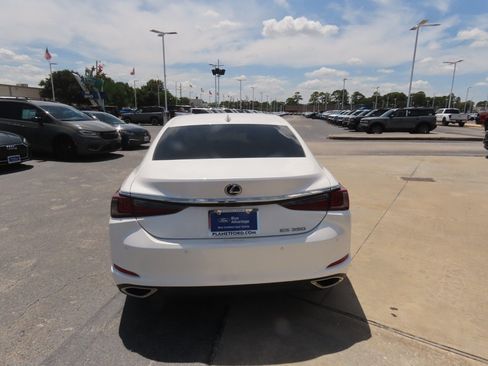 Used 2020 Lexus ES 350 w/ Premium Package FWD image 11