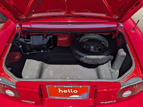 Used 1991 MAZDA MX-5 Miata RWD image 17