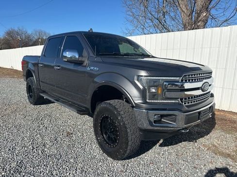 Used 2019 Ford F150 Lariat image 7