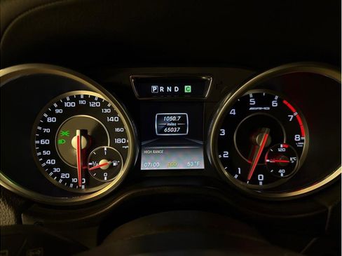 Used 2014 Mercedes-Benz G 63 AMG 4MATIC image 2