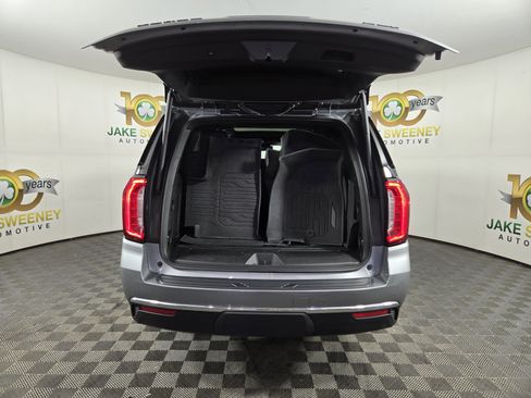 Certified 2023 GMC Yukon SLT w/ LPO, Floor Liner Package AWD/4WD image 34